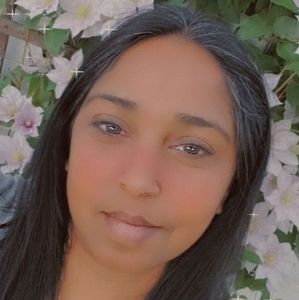 Meet your Posher, Nadia